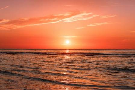 Why a Sunset at Sea Feels Different